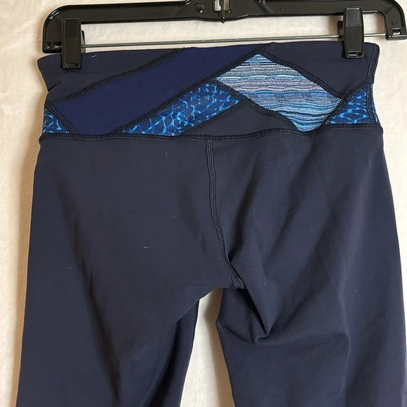 Lululemon Wunder Under Crop III Tight Women's Hero Blue Inkwell Samba Snake 4 - Picture 7 of 12